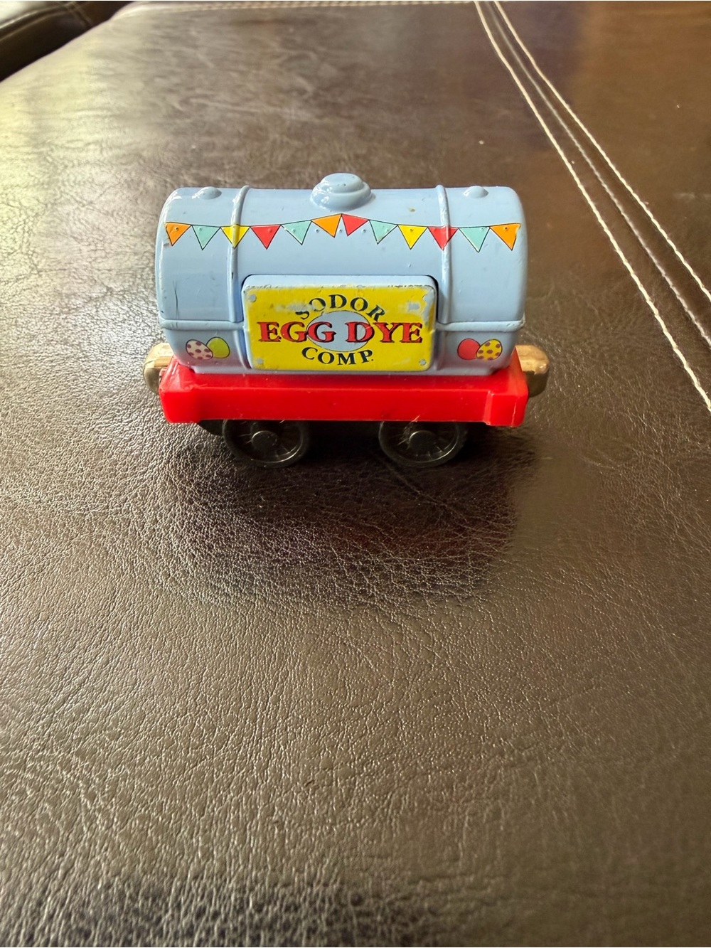 Thomas & Friends - Sodor Egg Dye Co. Tanker Car Die-Cast Metal Toy